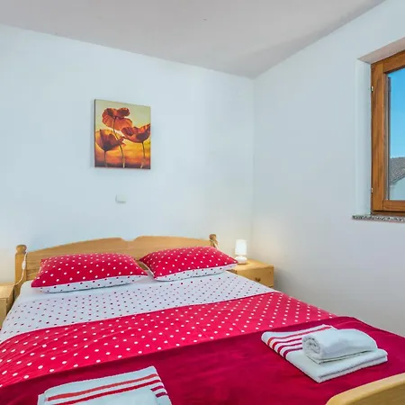 2 Bedroom In Apartment