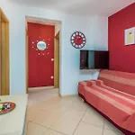 شقة Amazing In With House Sea View